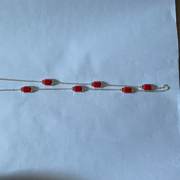 Red Liz Claiborne long necklace - Picture 2 of 6